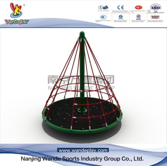 Plataforma giratoria de pirámide de equipo de patio giratorio al aire libre para niños
